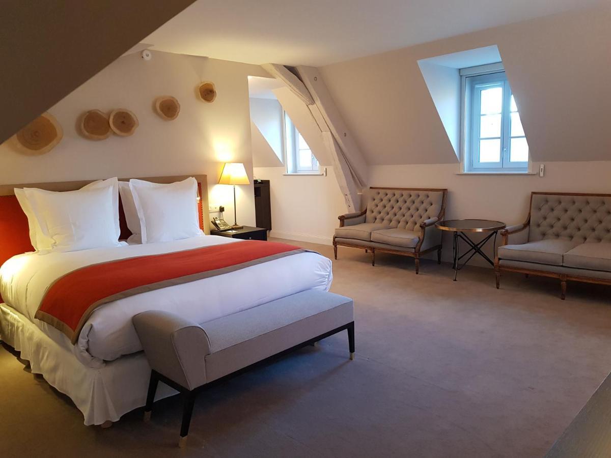 Chateau Saint-Jean, Relais & Chateaux Монлюсон Экстерьер фото